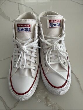 Converse Chuck Taylor All Star Madison Canvas Sneakers